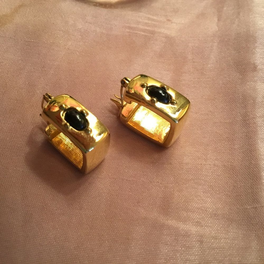Goldtone Rectangular Locking Clasp Earrings with Black Stone